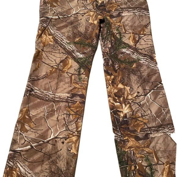 Game Winner Ladies Large Camo Pants, Excellent Condition real tree - Picture 3 of 6